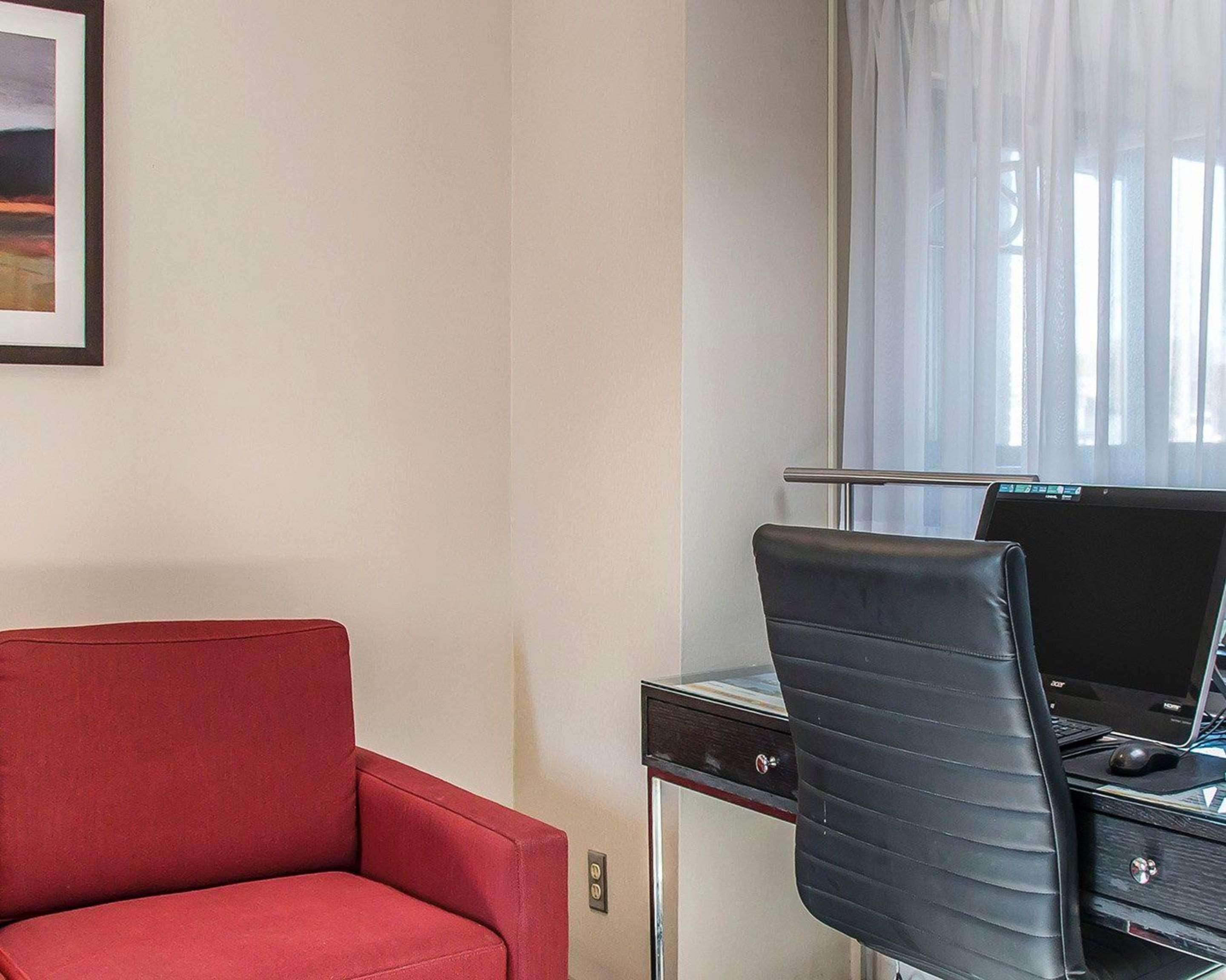 Comfort Inn Брандон Экстерьер фото